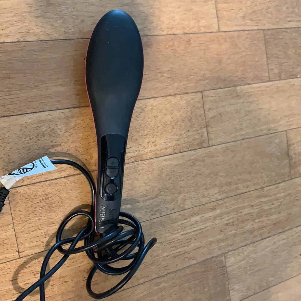 Simply Straight electric hair brush